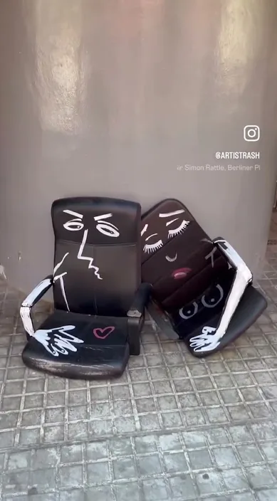 El amor verdadero – street art in Barcelona: scene from the Art Is Trash video by Francisco de Pájaro